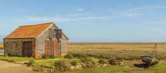 6 Clock Row, Thornham, Norfolk