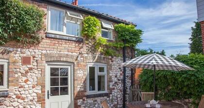 6 Clock Row, Thornham, Norfolk