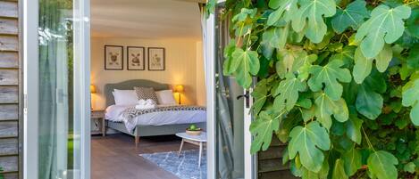 3 bedrooms, Internet, bed sheets