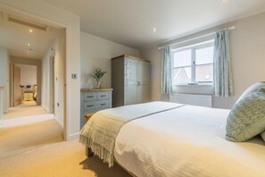 4 bedrooms, Internet, bed sheets - Caddows, Docking, Norfolk (King's Lynn)