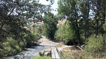 Enceinte de lâhĂ©bergement