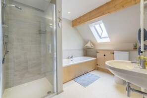First floor: Family bathroom with bath and separate shower - Plumtrees, Thornham, Norfolk (Thornham)