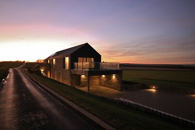 A stunning house that sleeps 11 guests  in 6 bedrooms