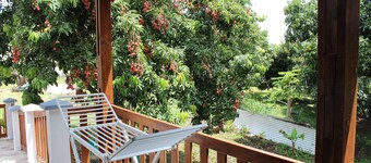 Furnished champacs F3 calm and fully equipped including 2 bedrooms, veranda, parking,