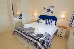 4 dormitorios, Internet, ropa de cama