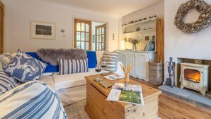Living area - Sleepy Gull, Old Hunstanton, Norfolk (Hunstanton)