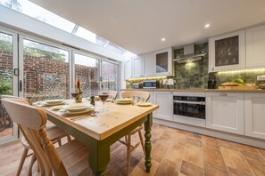 Fridge, microwave, oven, dishwasher - Mill House Cottage, Brancaster, Norfolk (King's Lynn)