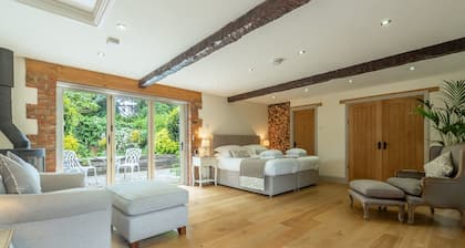 The Old Cow Shed, Pott Row, Norfolk