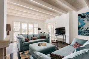 تلفزيون، مدفأة