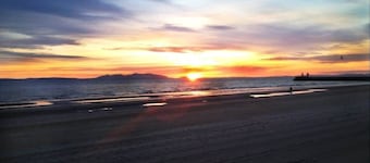Ayr Beach View Apartment