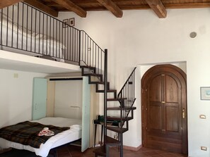 1 Schlafzimmer, Bügeleisen/Bügelbrett, Bettwäsche
