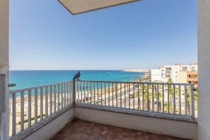 Property grounds - Cozy sea view apartment CVG42 (Gallipoli)