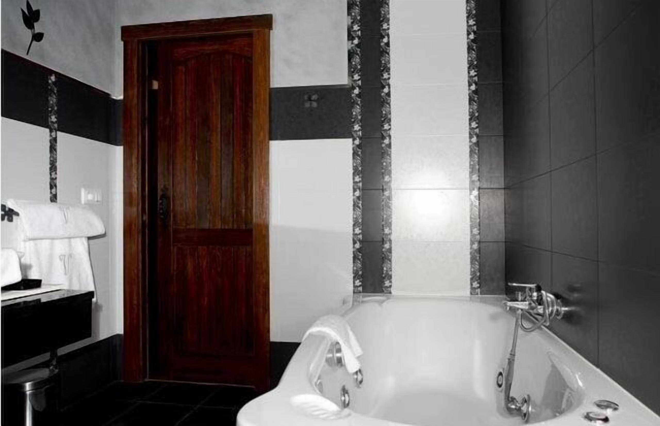 Rural apartment La Riguera de Ginio for 25 people