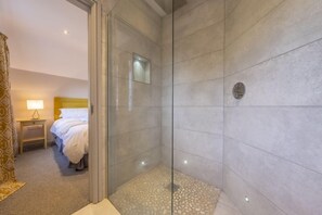 Towels - The Old School House, Docking, Norfolk (King's Lynn)