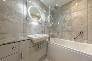 Hair dryer, towels - Hollyhocks, Docking, Norfolk (Docking)
