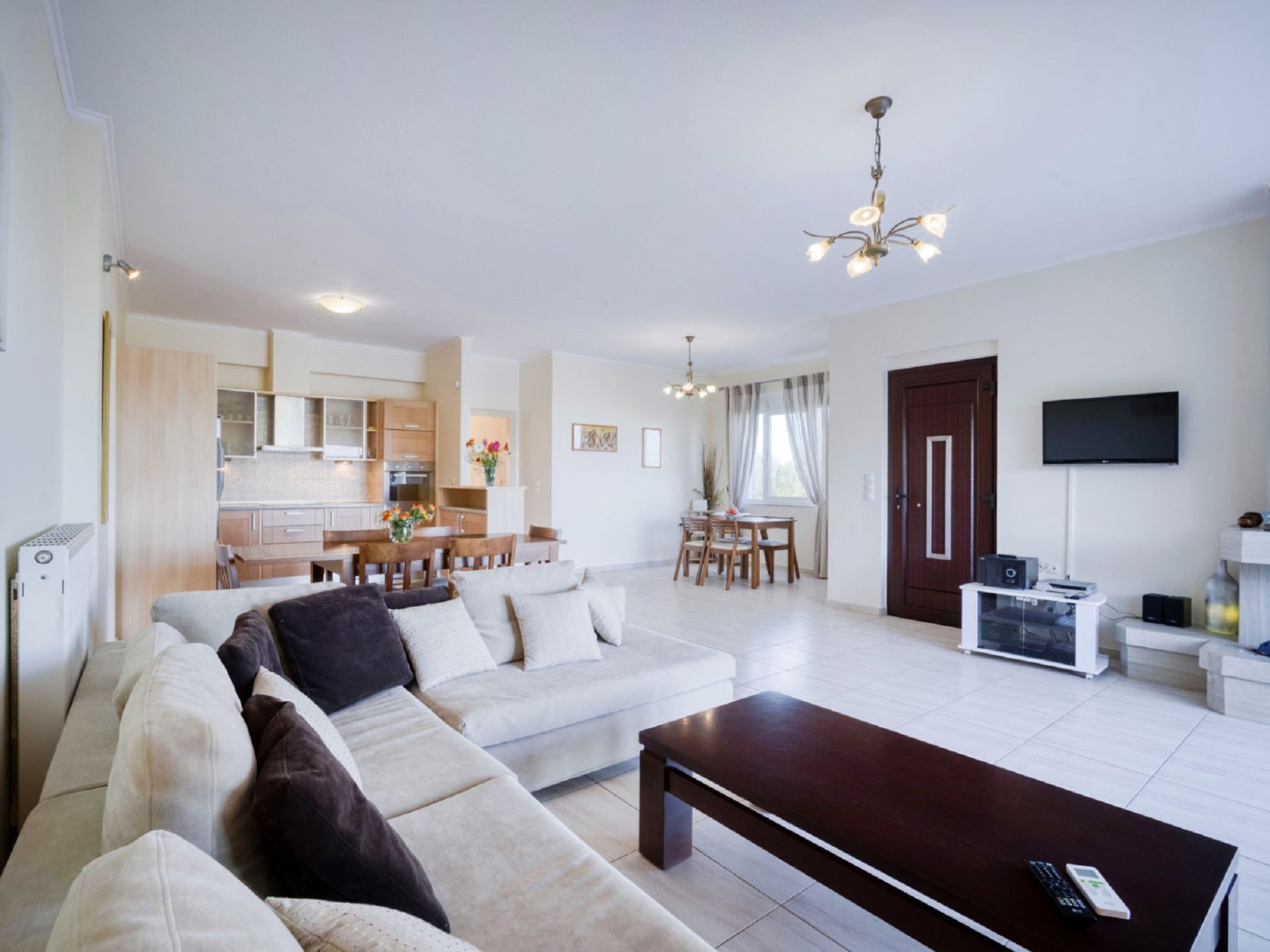 Stunning private villa with private pool, WIFI, A/C, TV, patio, panoramic view and parking