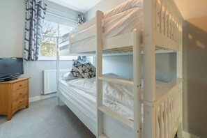 3 Schlafzimmer, Internetzugang, Bettwäsche