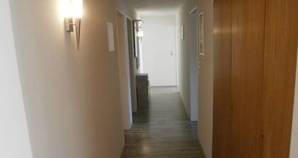 Helle 3,5 Zimmer- Wohnung mit 100 qm
