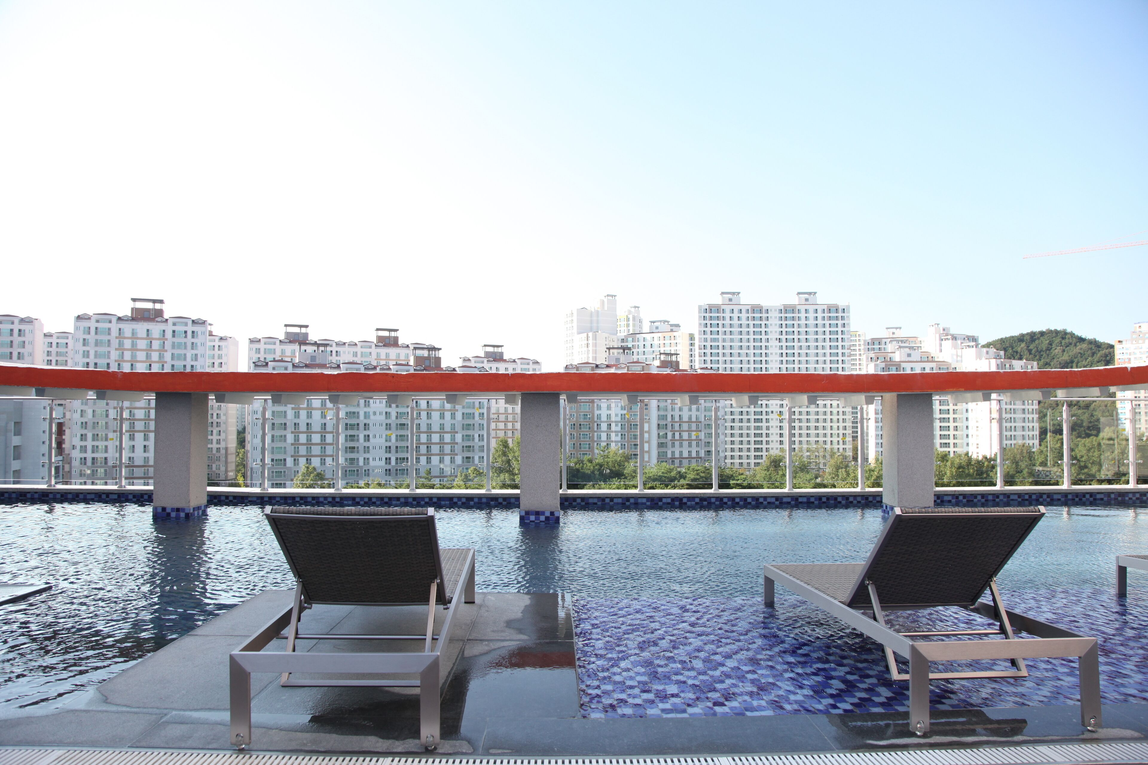 Seasonal outdoor pool, open 8:00 AM to 8:00 PM, sun loungers