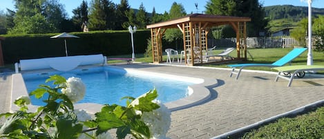 Piscine extérieure, piscine chauffée