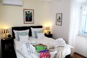 3 bedrooms, iron/ironing board, free WiFi, bed sheets - Apartment with panoramic views and pool on the island of Krk (Garica)