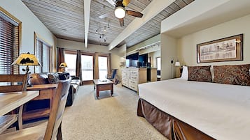 1 bedroom, iron/ironing board, travel crib, WiFi