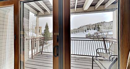 Timberline Deluxe Ski-In / Ski-Out Studio