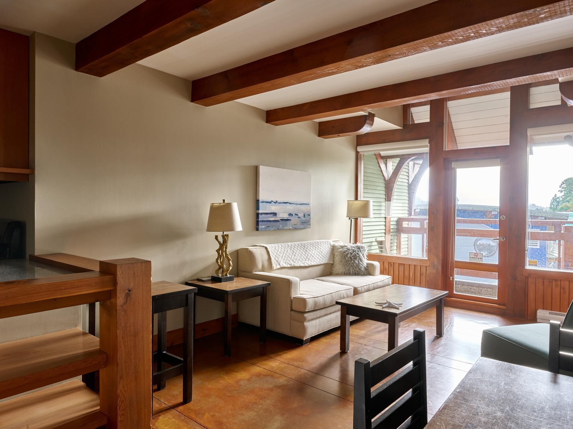 Beautiful Condo in a Great Location, Oceanfront Complex - OE