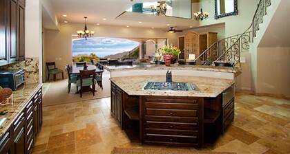 Amazing Home, Great View, nahe der Innenstadt, Pool, Luxus!