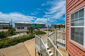 Property grounds - “Sea La Vie” Water Views, Steps to the beach (Navarre Beach)