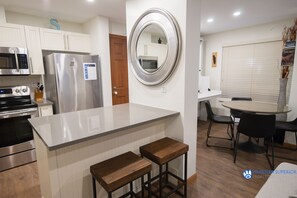 Fridge, microwave, oven, stovetop - Deluxe, Modern Whistler Village Condo. BBQ and Pool & Hot Tub Access. WiFi (Whistler)