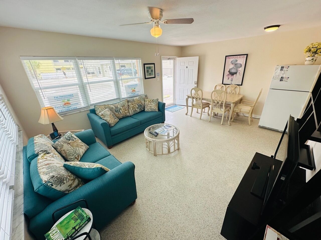 1Bdr/1Bath full kitchen, Apt #6 Steps from Door to Sand n Shore!