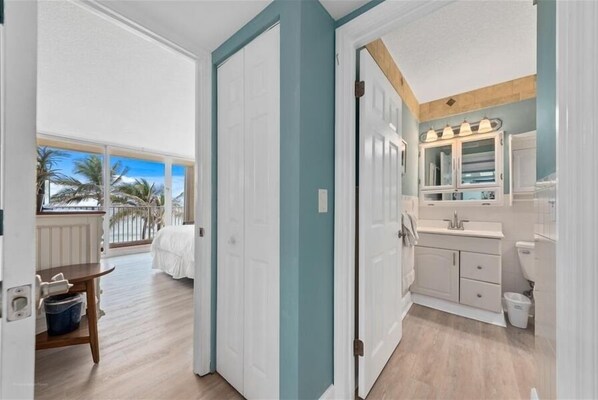 1 bedroom, iron/ironing board, WiFi