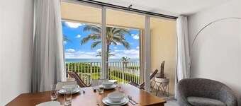 Beach Condo/ High-End Finishes/ Island Beach Resort/ No Cleaning Fee/ Condo 202