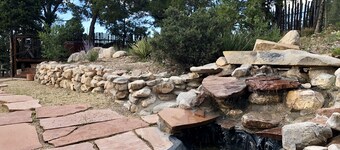 NEWLY RENOVATED PRIVATE MOUNTAIN HOME WITH HOT TUB