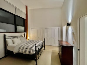 2 chambres, accès au Wi-Fi (inclus), literie fournie