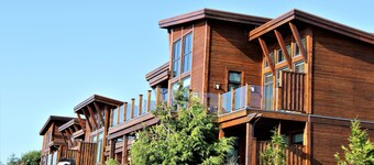 Luxurious Top Floor Villa with Sweeping Pacific Ocean - BBV