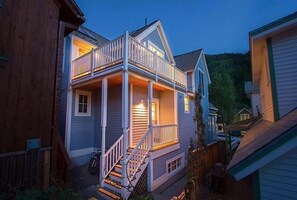 Exterior -  1 BLOCK TO GONDOLA! DESIGNER REMODEL! THREE BEDROOMS + FAMILY RM (Telluride)