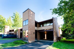 Exterior - Park City 2BR Townhome with A/C, In-Unit Laundry-Walk to Park City Resort (Park City)