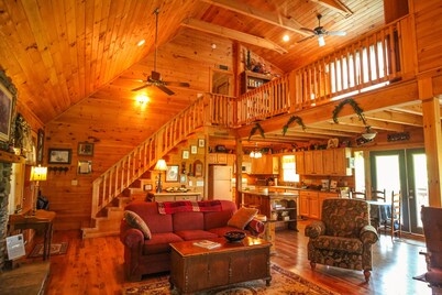 Fall Colors + Cozy Cabins = Your Perfect October Retreat @ Rest Assured