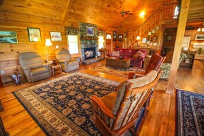 Smart TV, chimenea y reproductor de DVD 