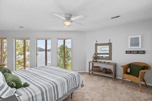 4 bedrooms, free WiFi, bed sheets