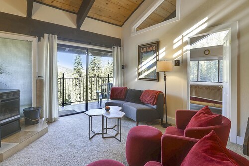 Alpine Meadows Condo