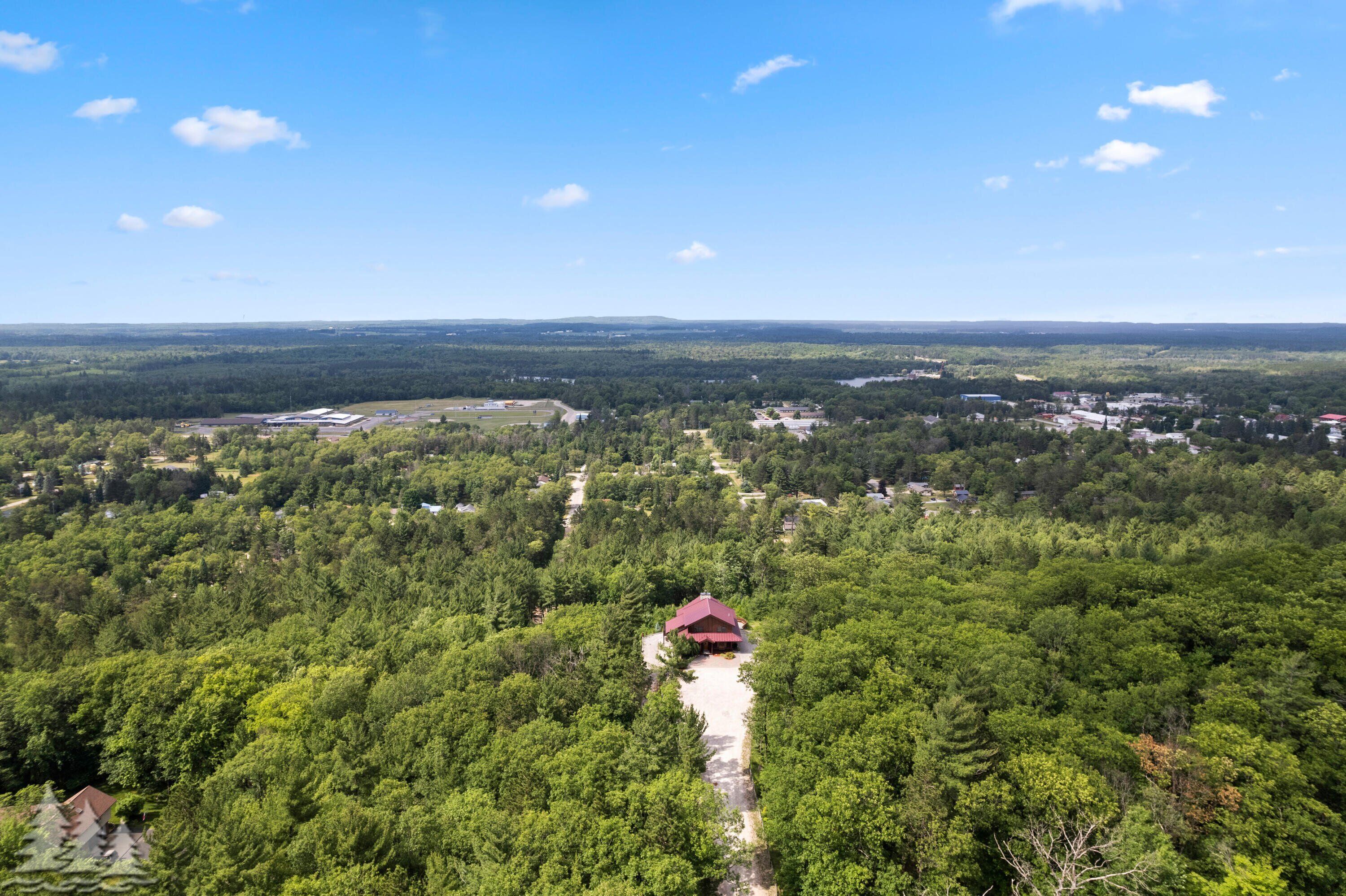 Caribou Ridge Lodge! 1of2 Lodges! Great For Weddings/Family/Friend Groups! VIEWS