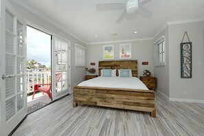 2 bedrooms, iron/ironing board, travel cot, WiFi