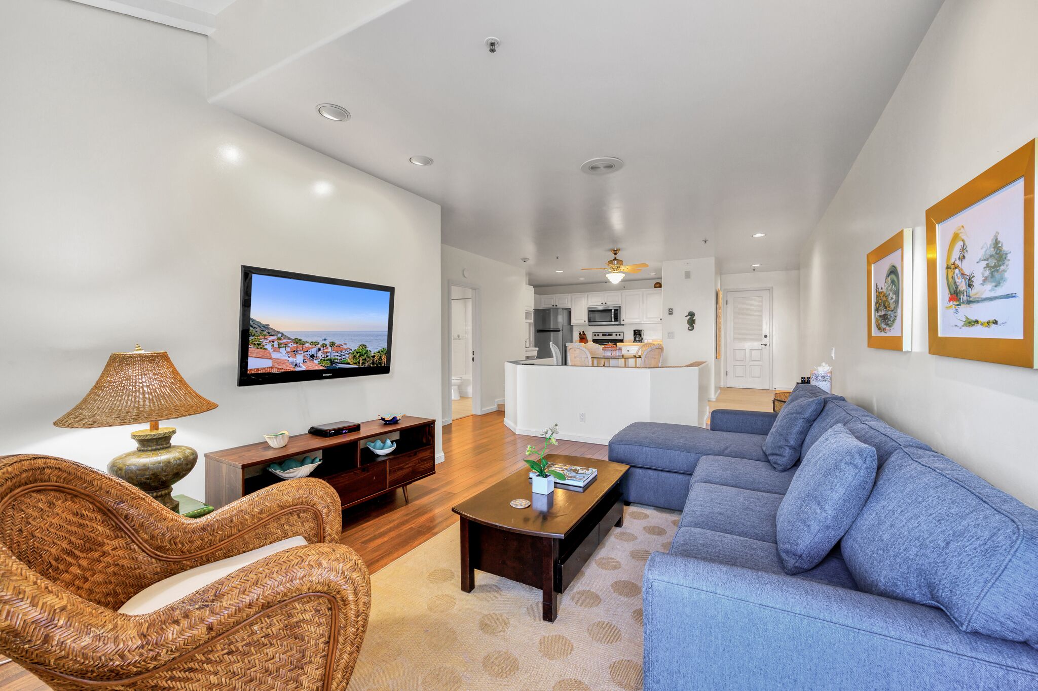 H157: Bright and Airy Villa, Sweeping Ocean Views, Golf Cart, WIFI - Hamilton Co