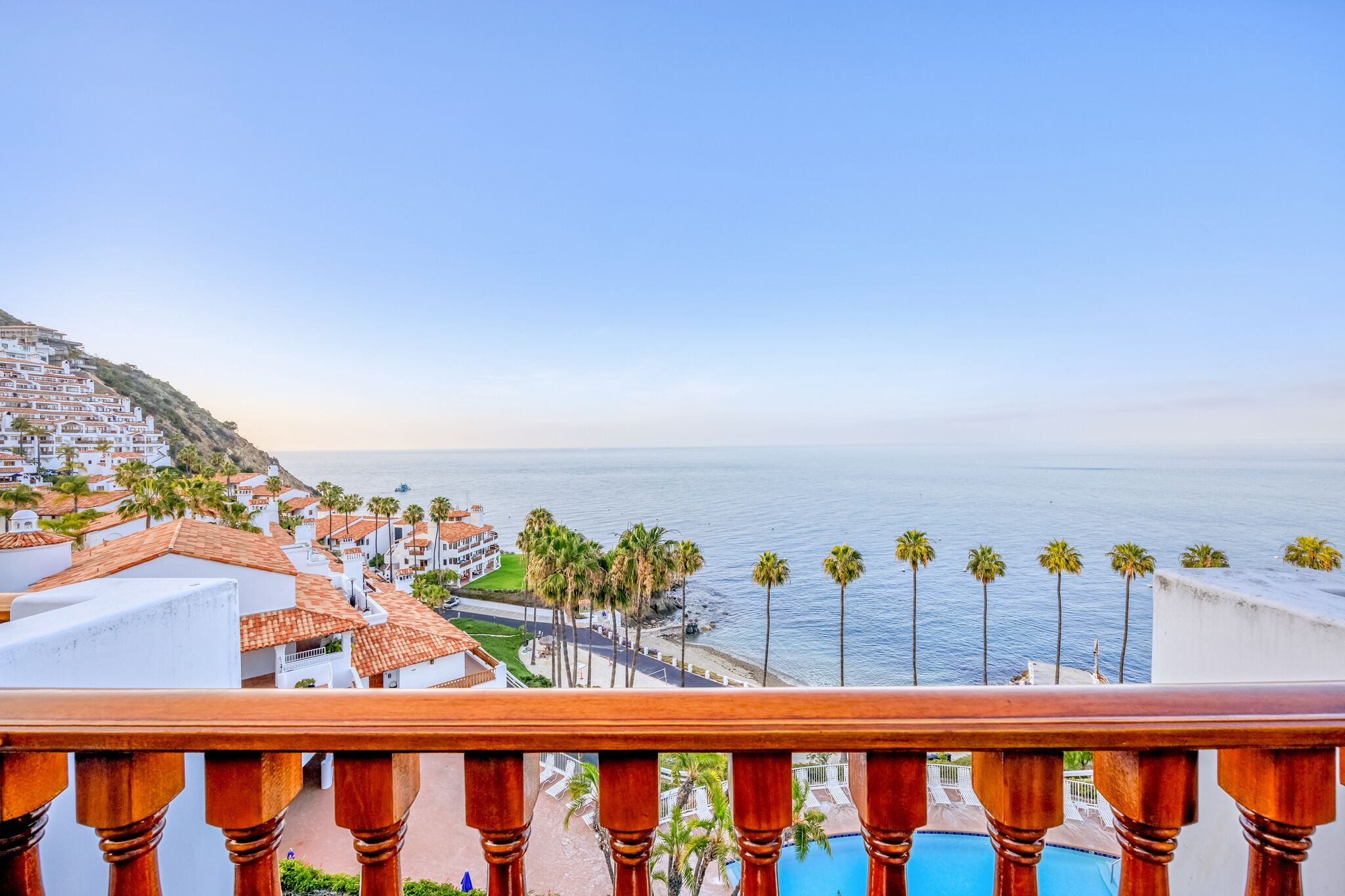 H157: Bright and Airy Villa, Sweeping Ocean Views, Golf Cart, WIFI - Hamilton Co