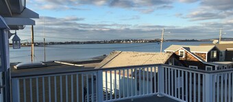 Newly renovated Beach House - near Boston