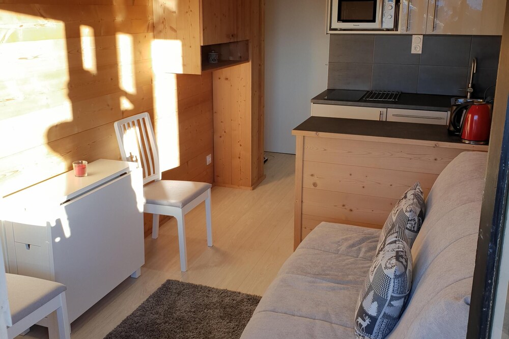 Cozy atmosphere apartment - panoramic mountain view - 50m alpe express