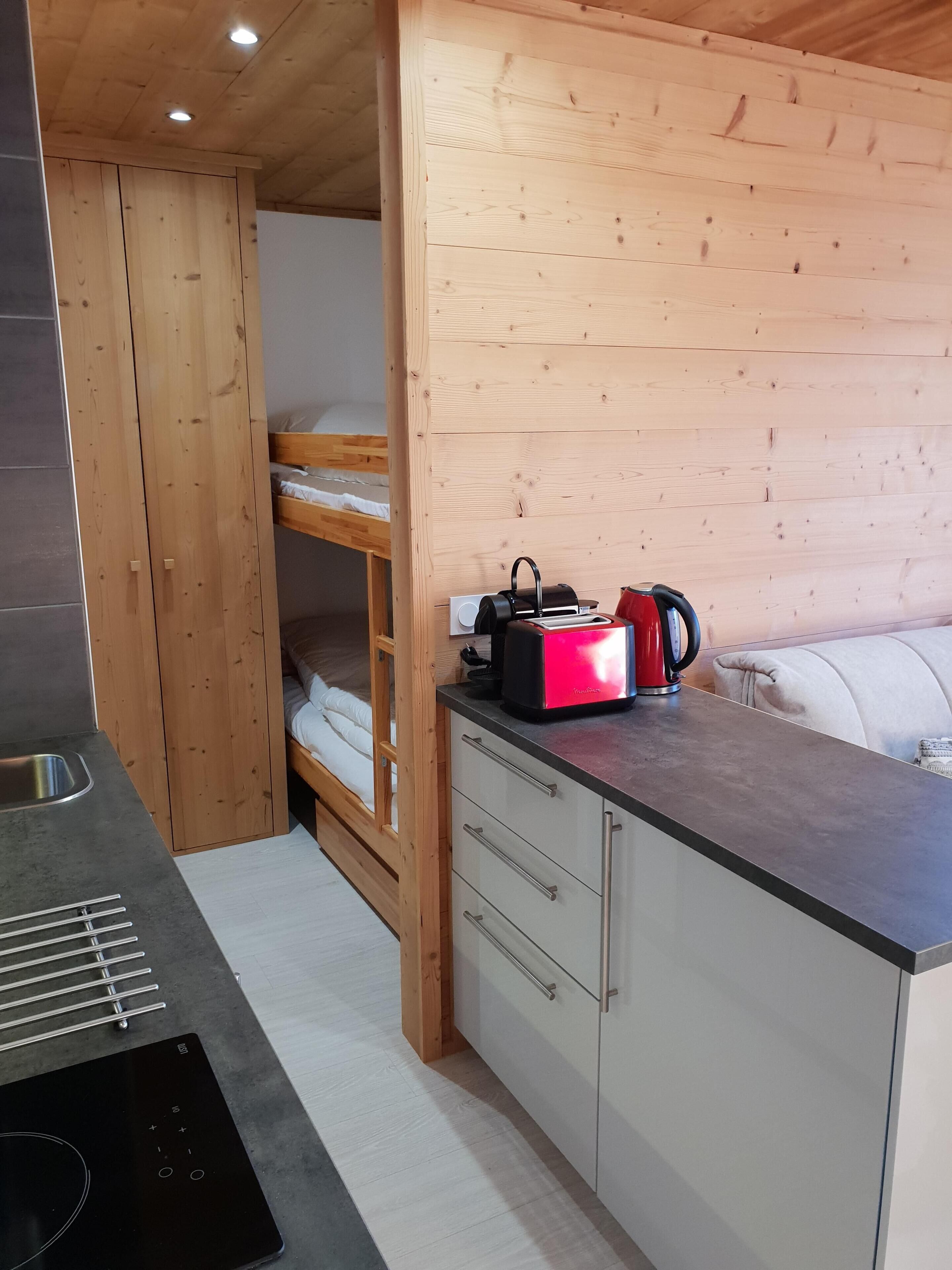 Cozy atmosphere apartment - panoramic mountain view - 50m alpe express